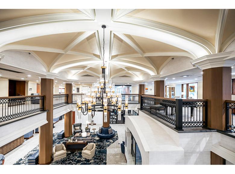 2nd Ave Lighting Chandeliers at the Kahler Grand Hotel