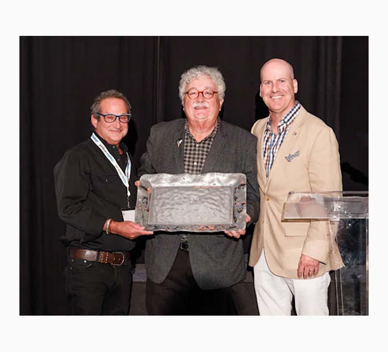 Warren Shoulberg wins GFL Industry Achievement Award